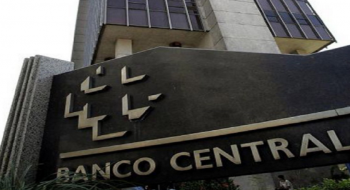 Temer indica servidora de carreira para diretoria do Banco Central